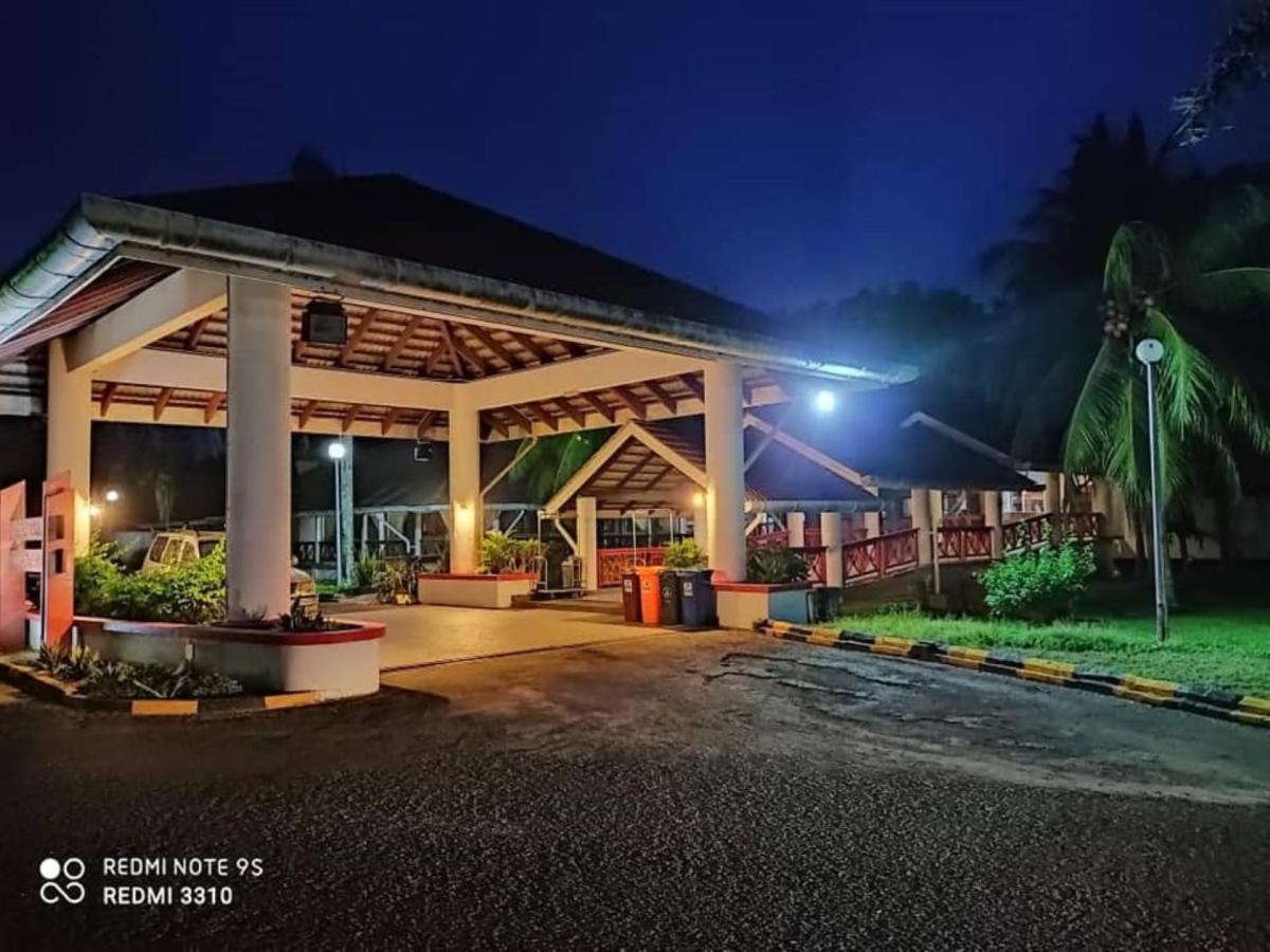 Hotel Felda Residence Sahabat Kampong Ateamu Exterior foto